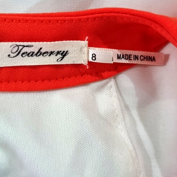 Teaberry, white dress, floral design, layered, lined, size 8 - Picture 8 of 9